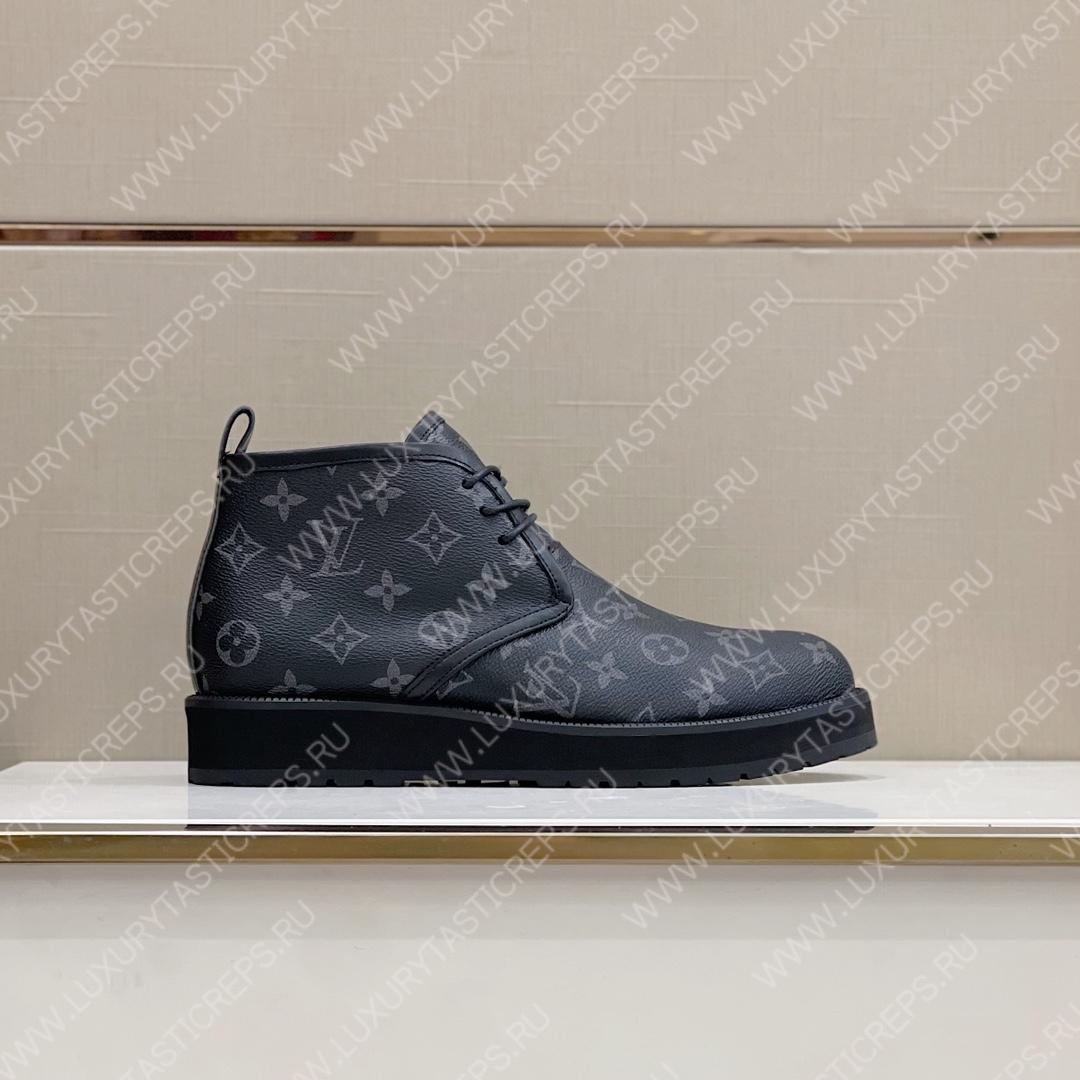 l**is V*t*n boots black 1a9a8g