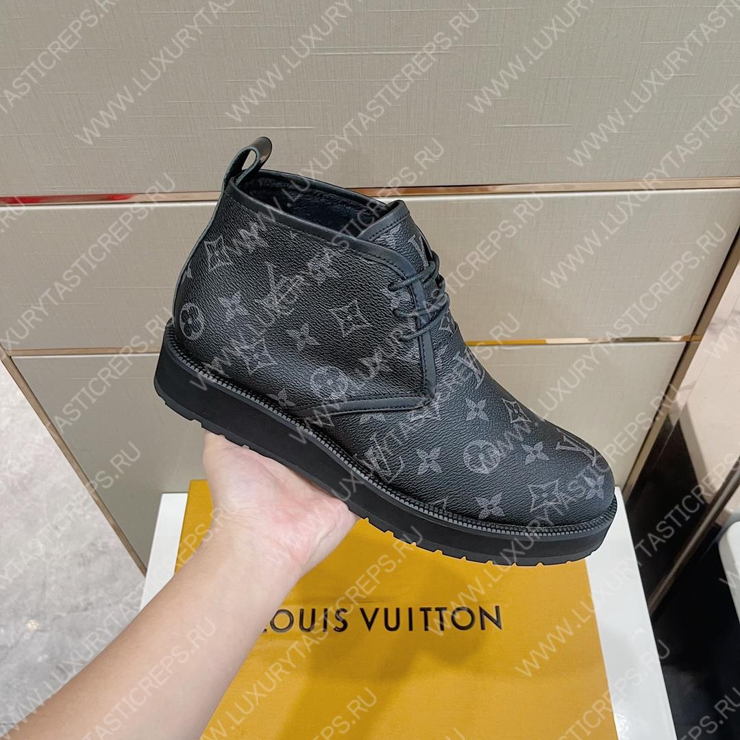 l**is V*t*n boots black 1a9a8g