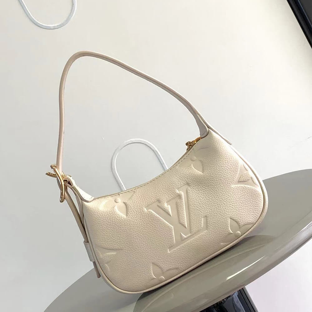 LV Mini Moon