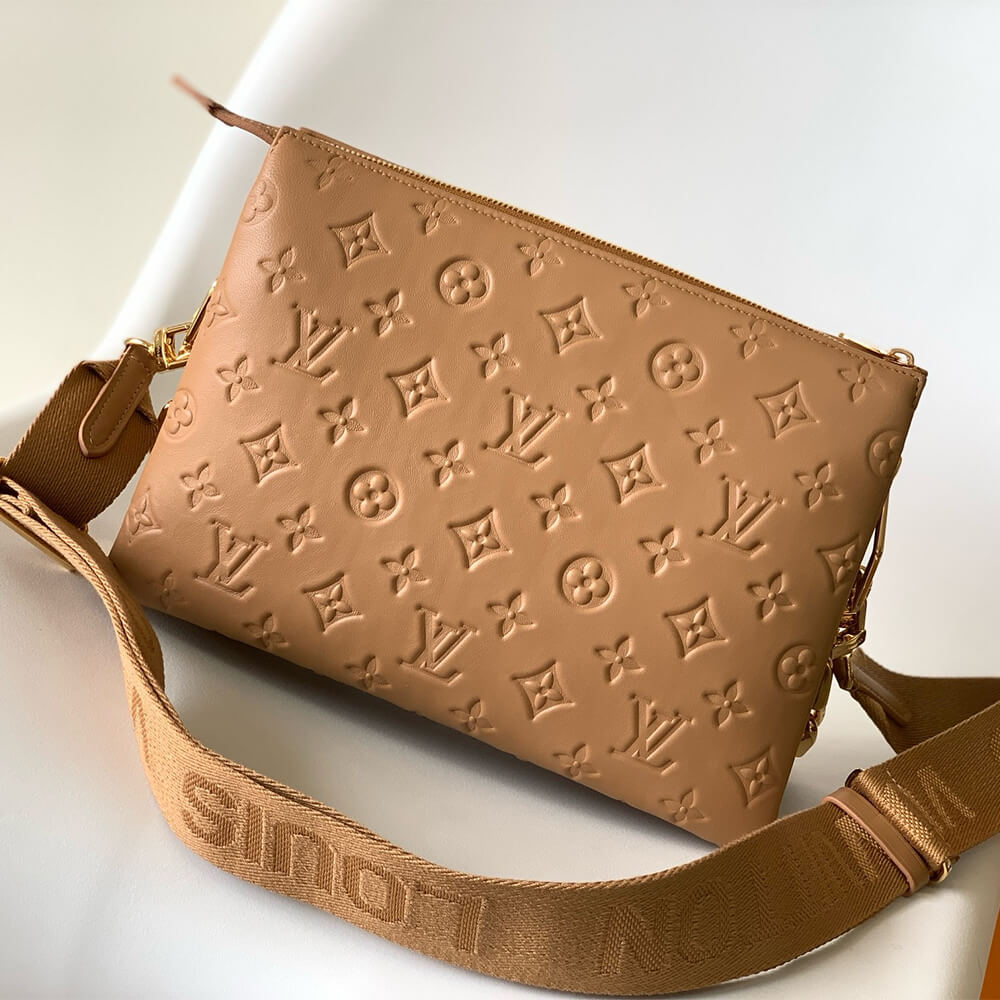 LV Coussin PM