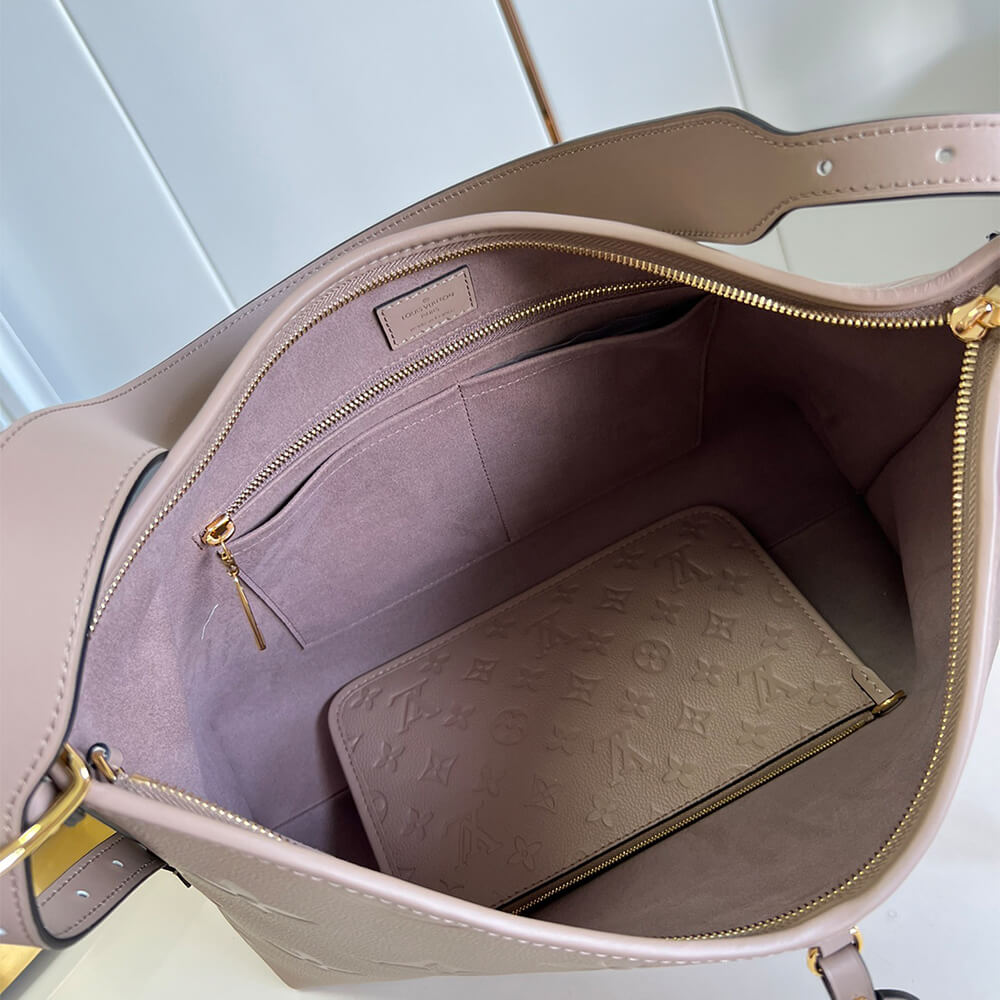 LV CarryAll MM